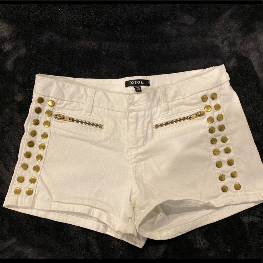 White shorts size 2